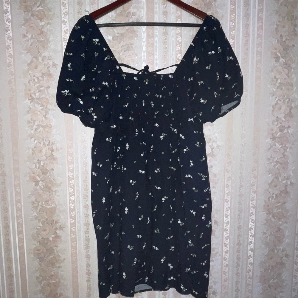 celebrity pink navy blue floral babydoll summer dress brand new never worn…